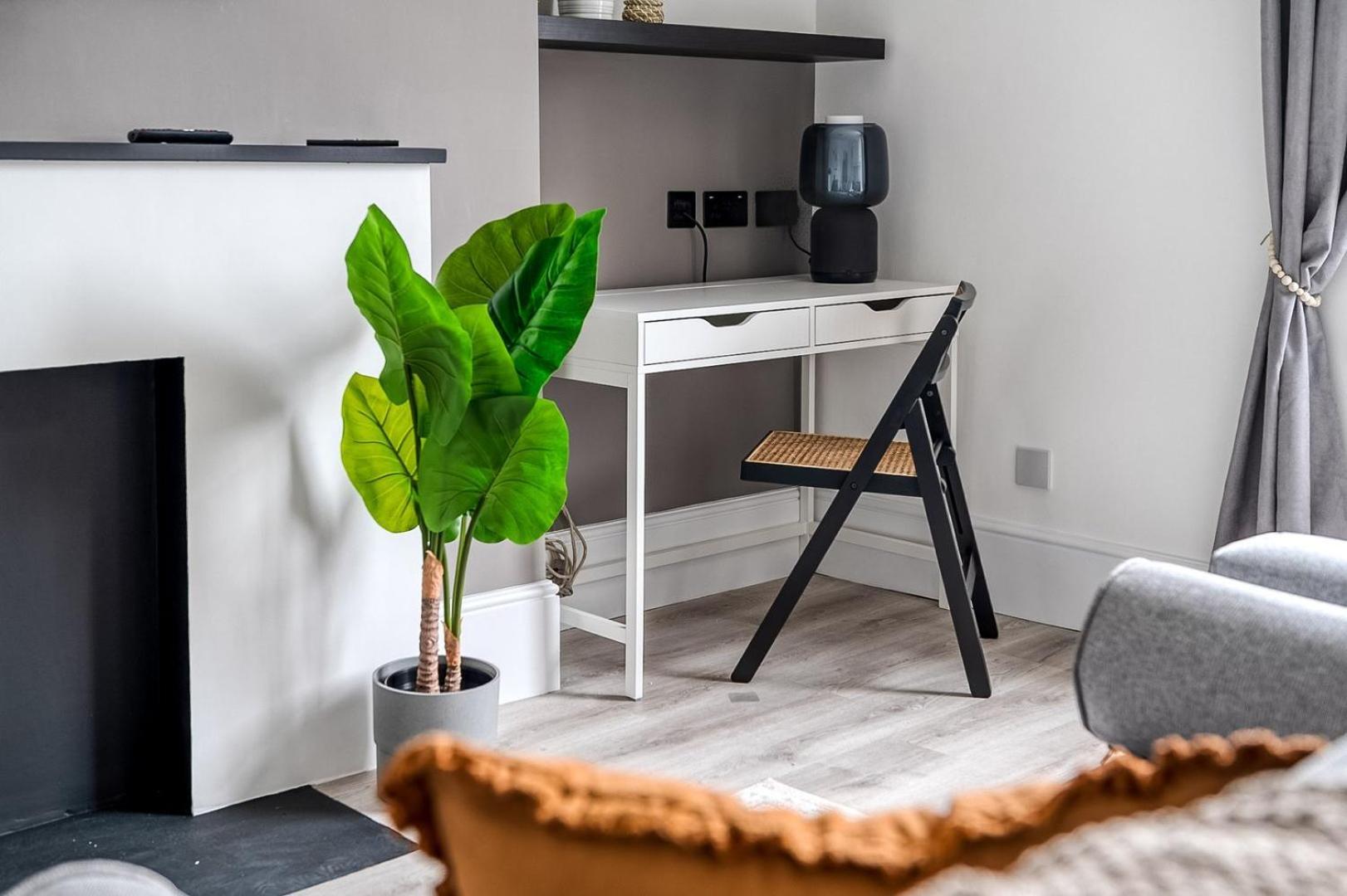 Little Venice Luxury Apartment لندن المظهر الخارجي الصورة